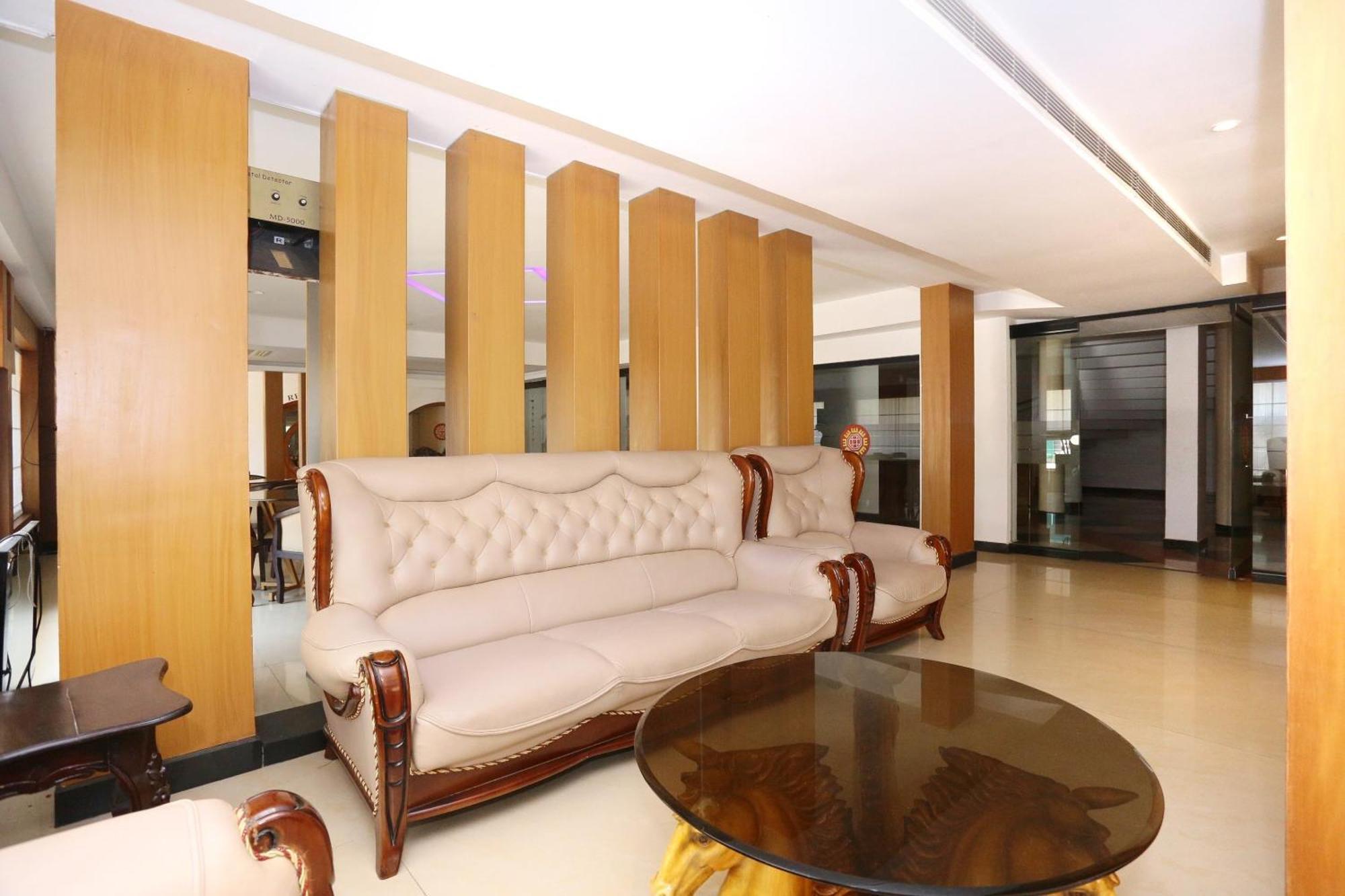 Hotel Super Townhouse Dona Castle Kollam Zewnętrze zdjęcie
