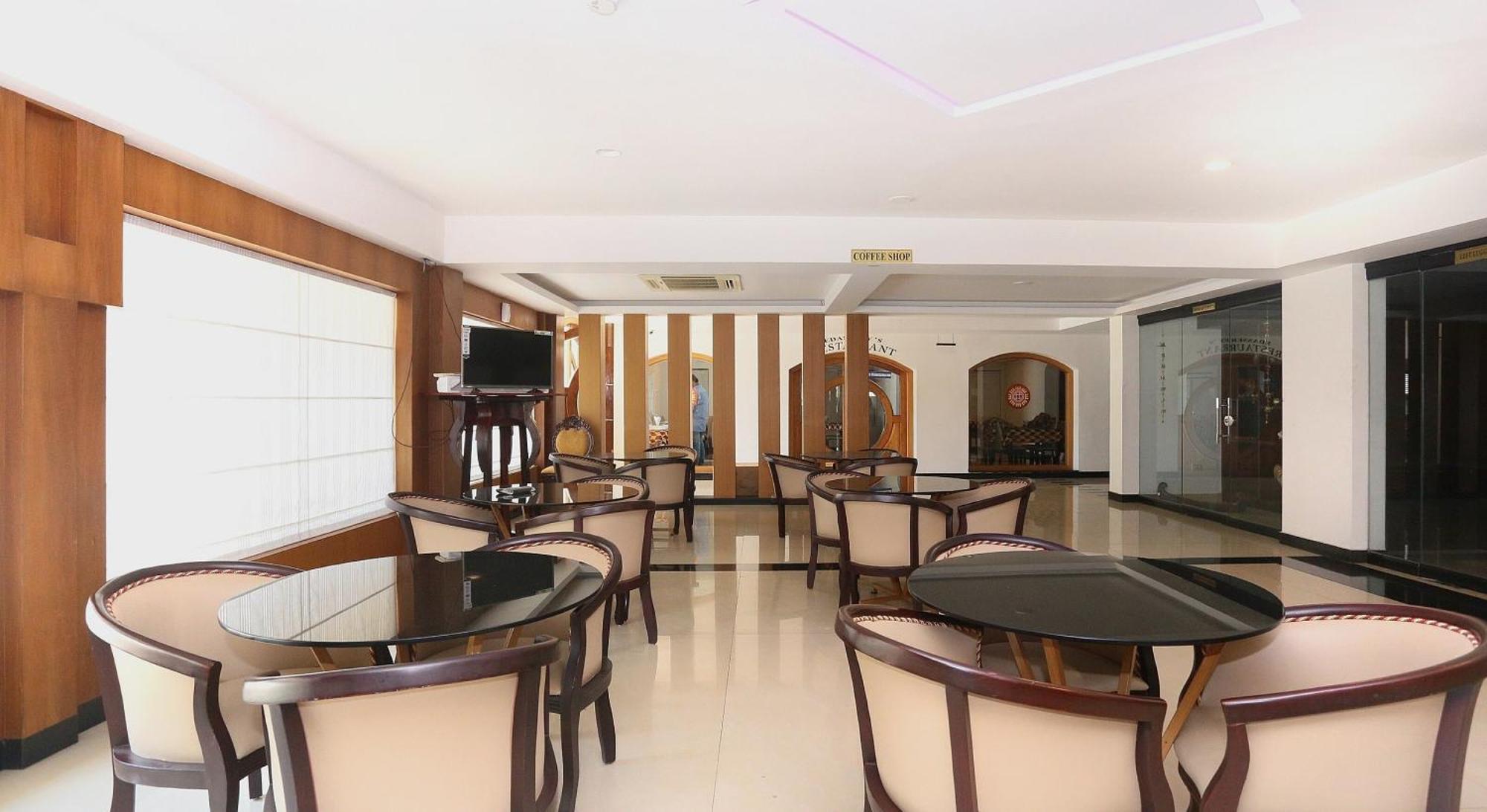 Hotel Super Townhouse Dona Castle Kollam Zewnętrze zdjęcie