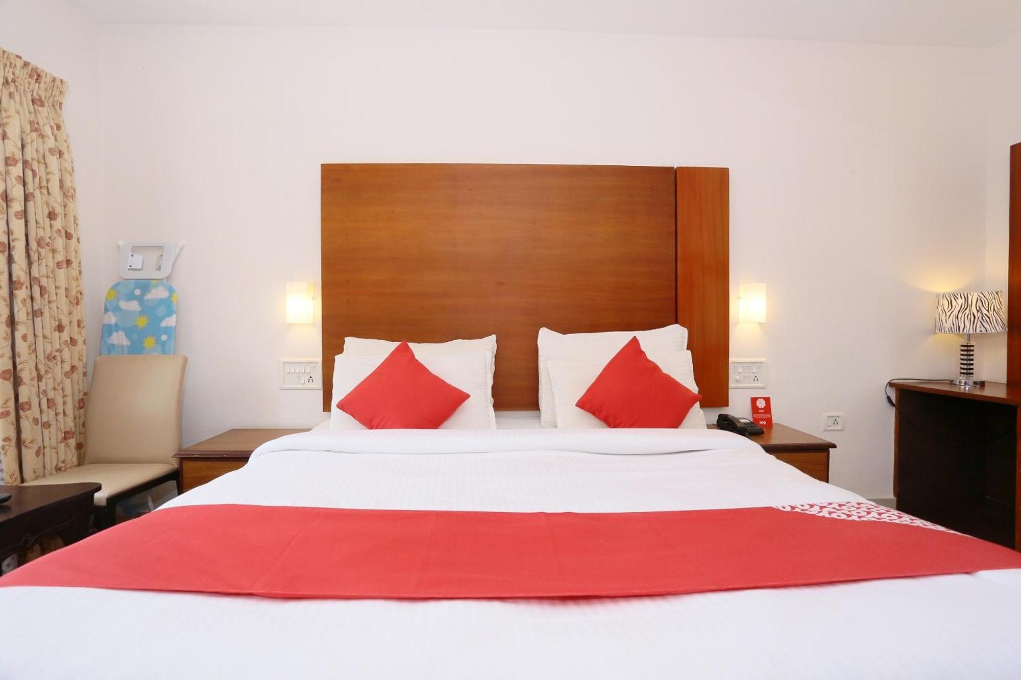 Hotel Super Townhouse Dona Castle Kollam Zewnętrze zdjęcie