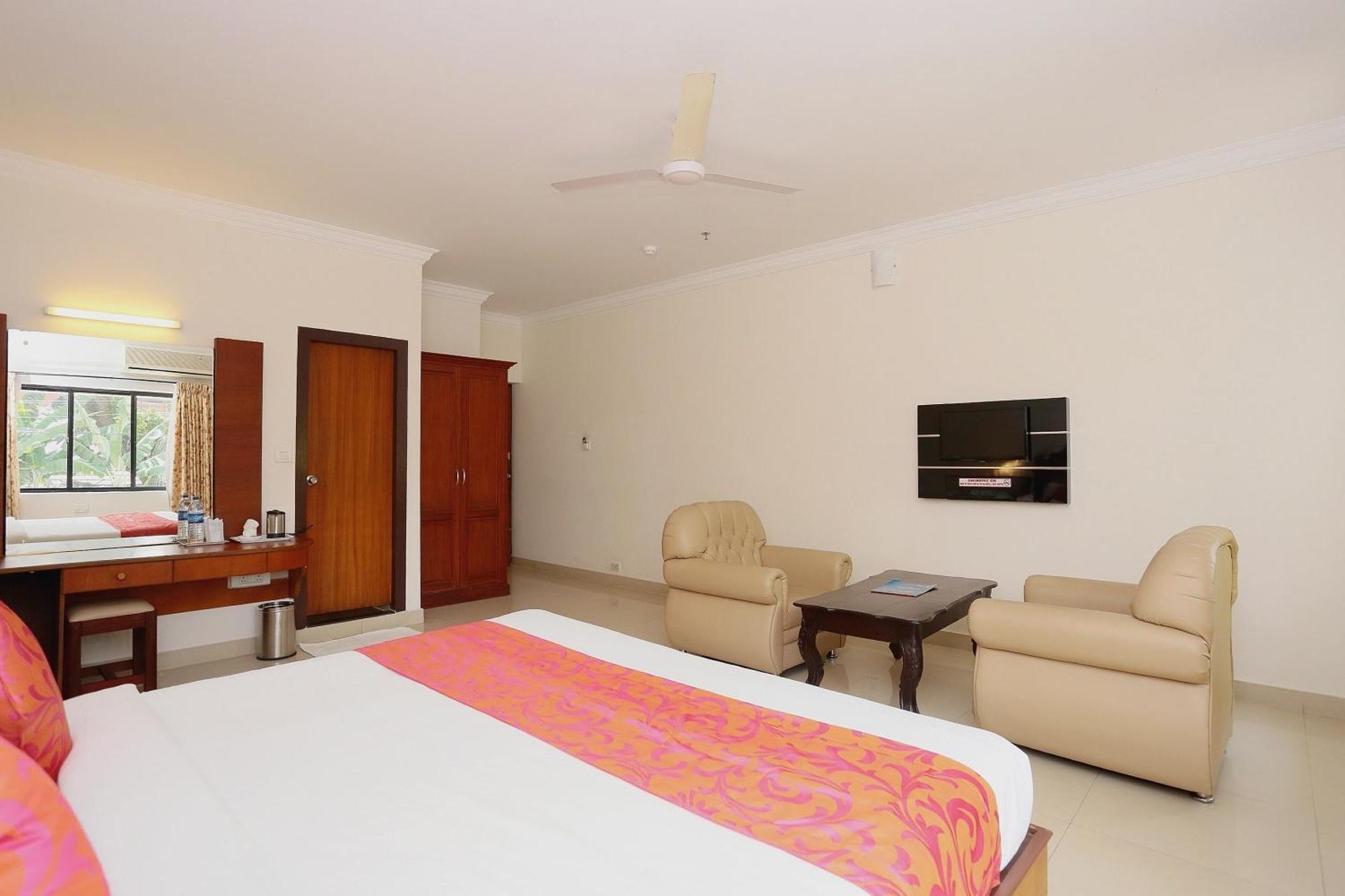 Hotel Super Townhouse Dona Castle Kollam Zewnętrze zdjęcie