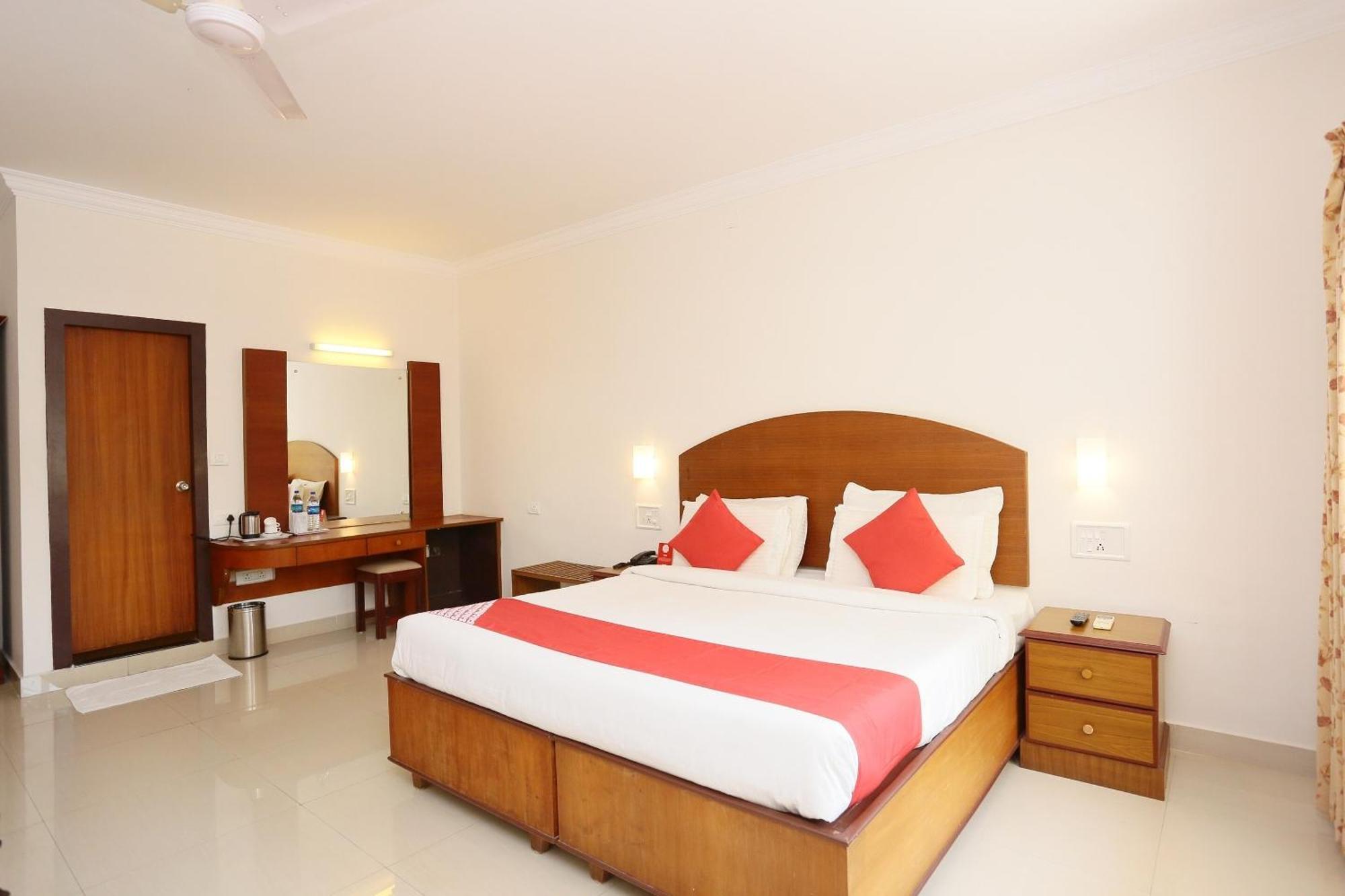 Hotel Super Townhouse Dona Castle Kollam Zewnętrze zdjęcie